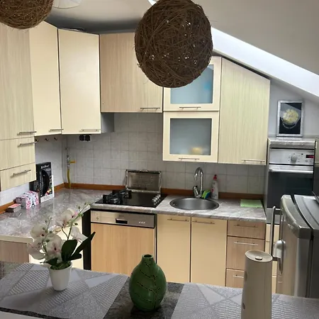 Two Bedroom 아파트